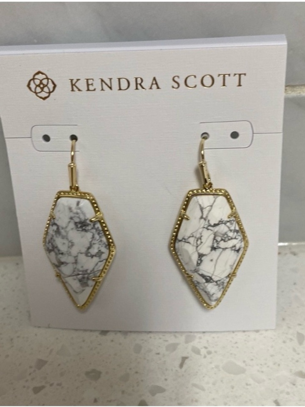 Kendra Scott “Tessa” White Howlite drop earrings NWOT - Picture 5 of 7